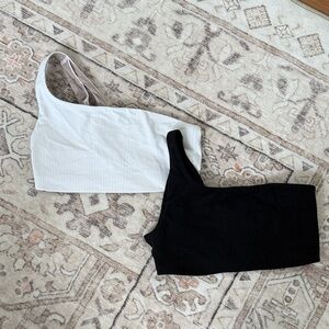 lululemon athletica One-Shoulder Ribbed Sports Bra - both sports bras incl.